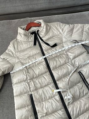 Nikki Jones Herno-like Lightweight Puffer Jacket - Taupe